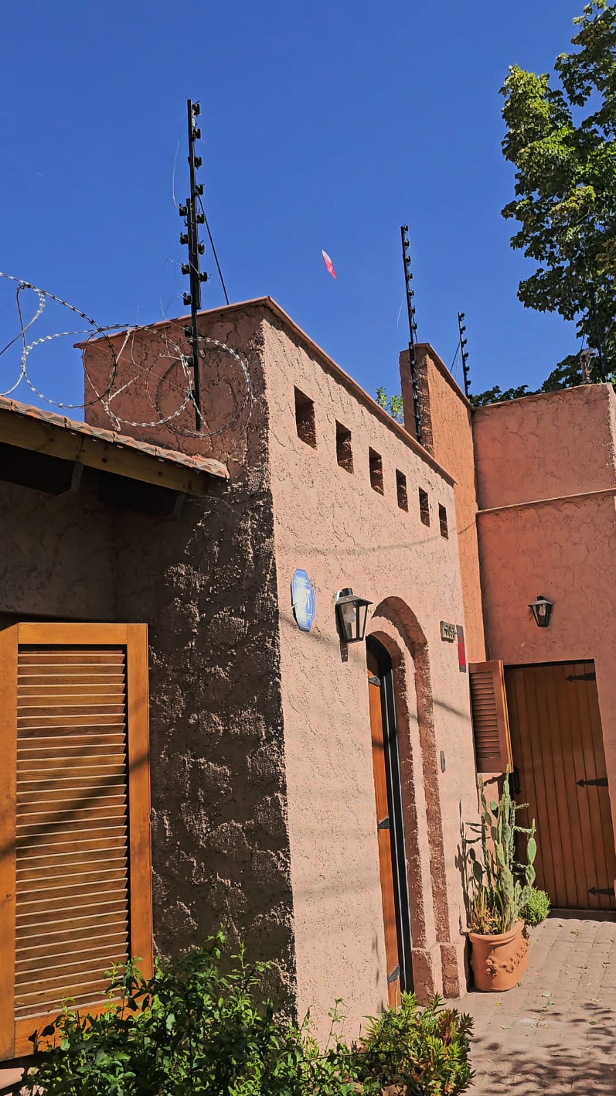 data-full="/mnt/data/hero4.jpg.jpeg"