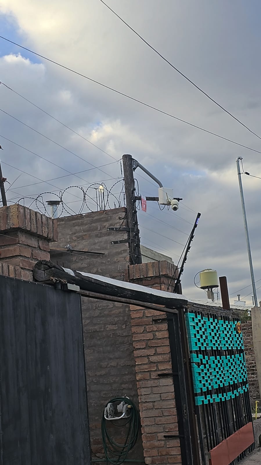 data-full="/mnt/data/hero9.jpeg"